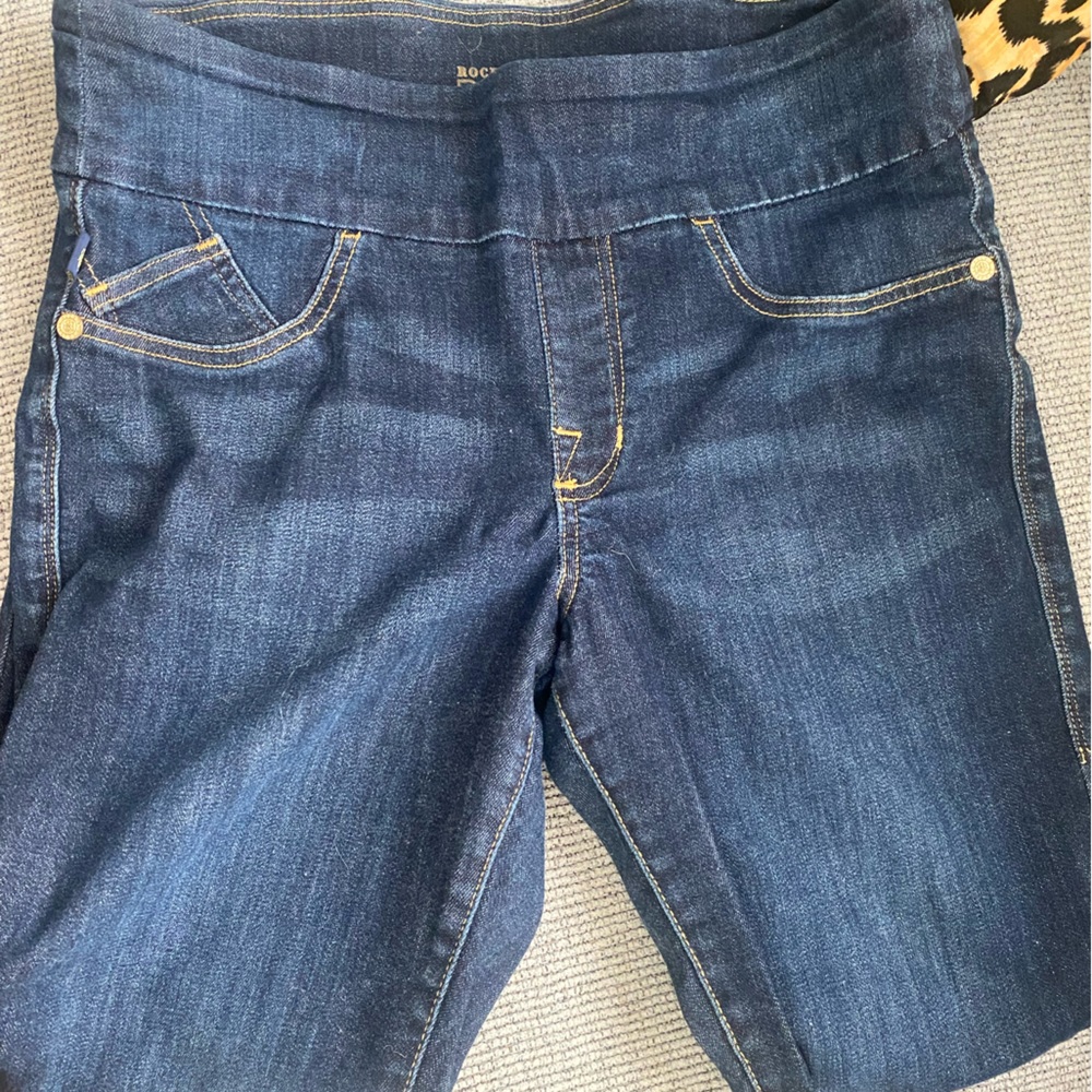 Only worn a few times. Very nice comfortable fit!